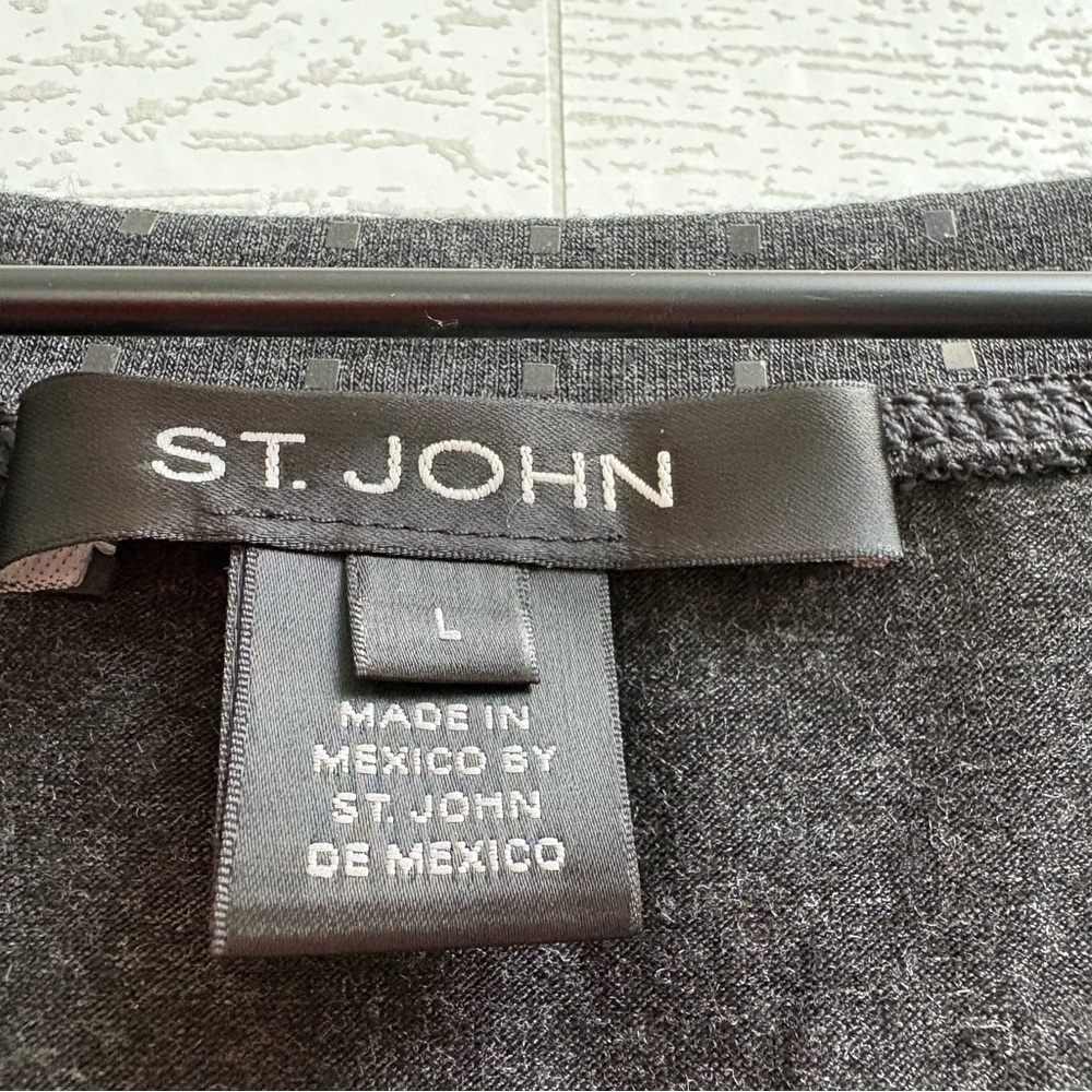 St. John Paillettes Charcoal Gray Micro Square Sequin Stretch Tank Top, Large - Picture 9 of 11